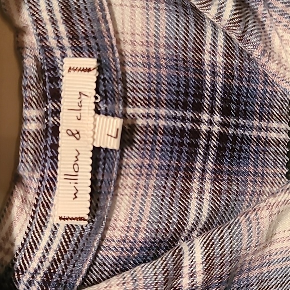 Top - Picture 2 of 3